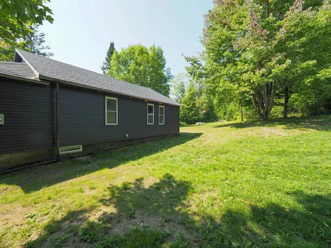 452 Us Route 5 Sutton VT 05867
