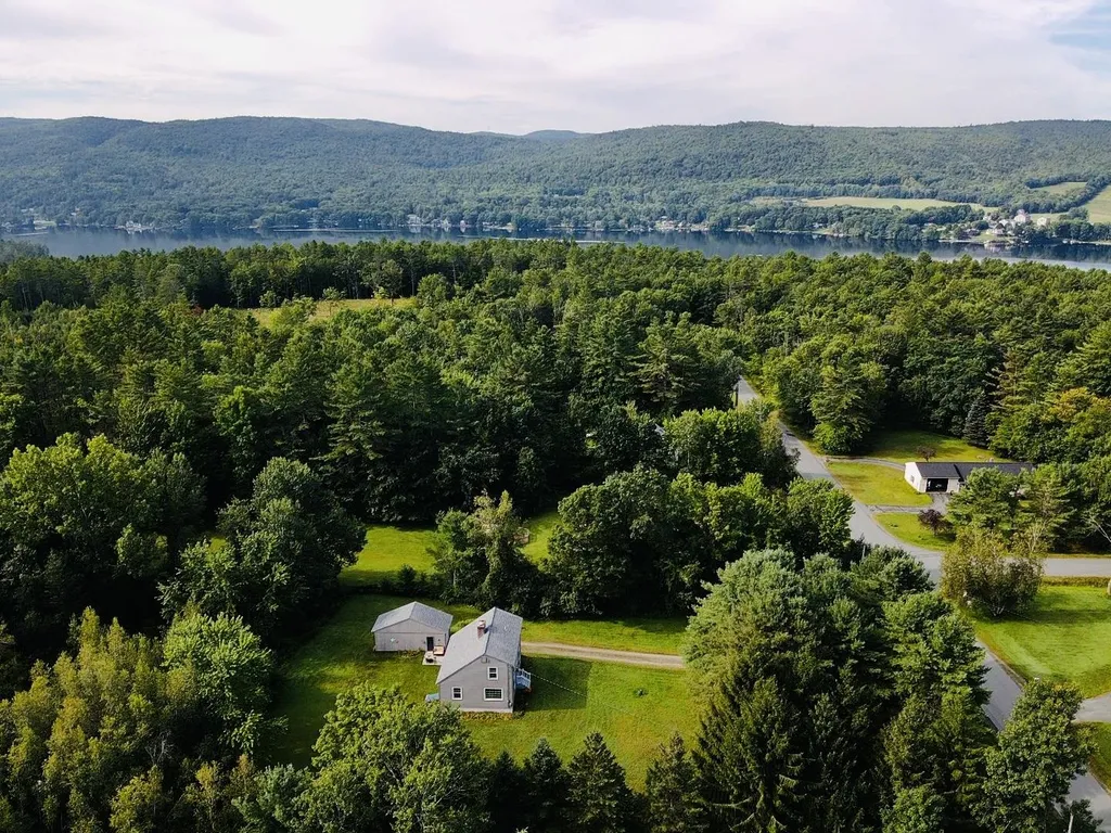 23 Mountain View Drive Enfield NH 03748