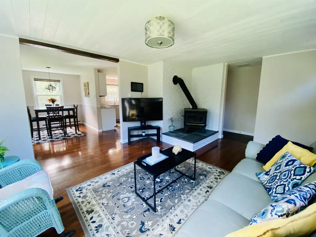 23 Mountain View Drive Enfield NH 03748