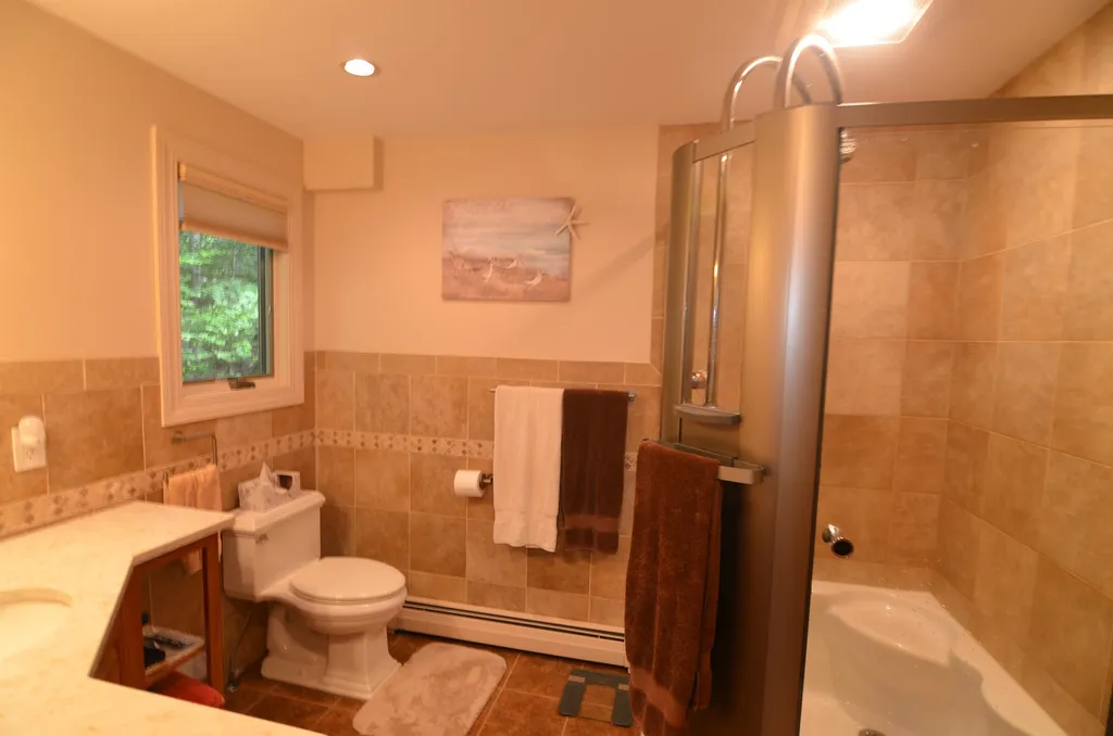 44 Hummingbird Hill Grantham NH 03753