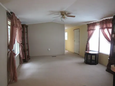 16 Fox Cross Lane Northwood NH 03261