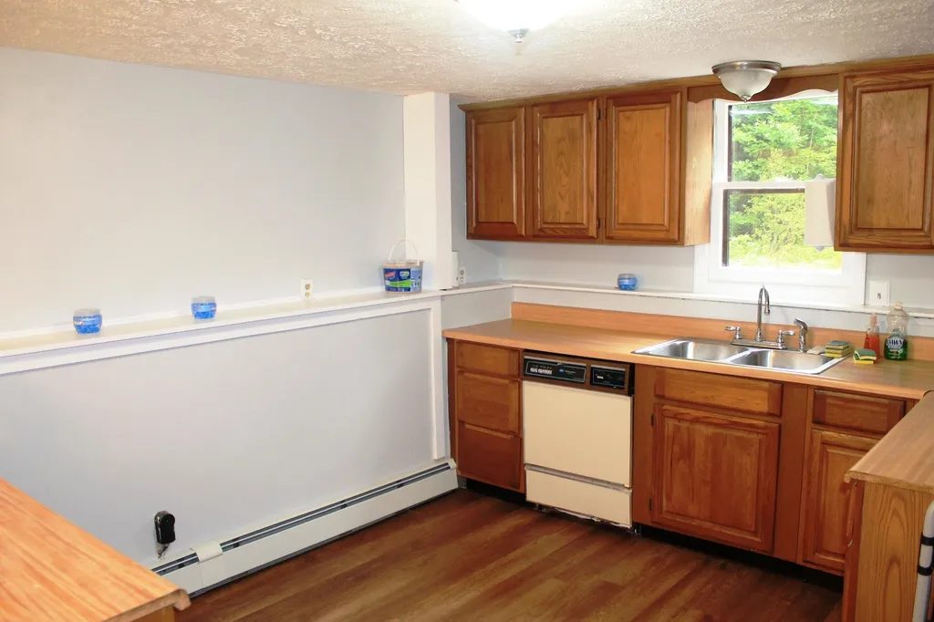28 Shelley Lane New Boston NH 03070