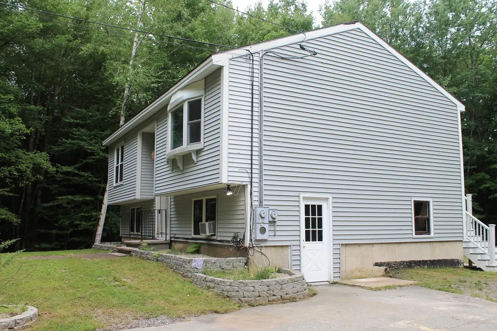 28 Shelley Lane New Boston NH 03070