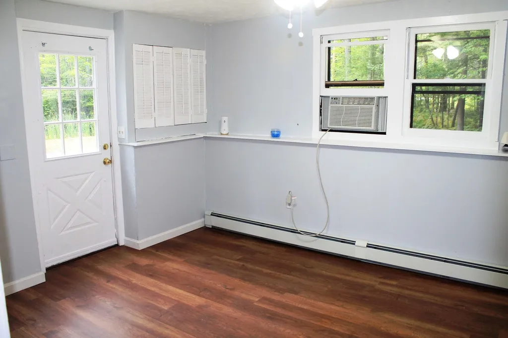 28 Shelley Lane New Boston NH 03070