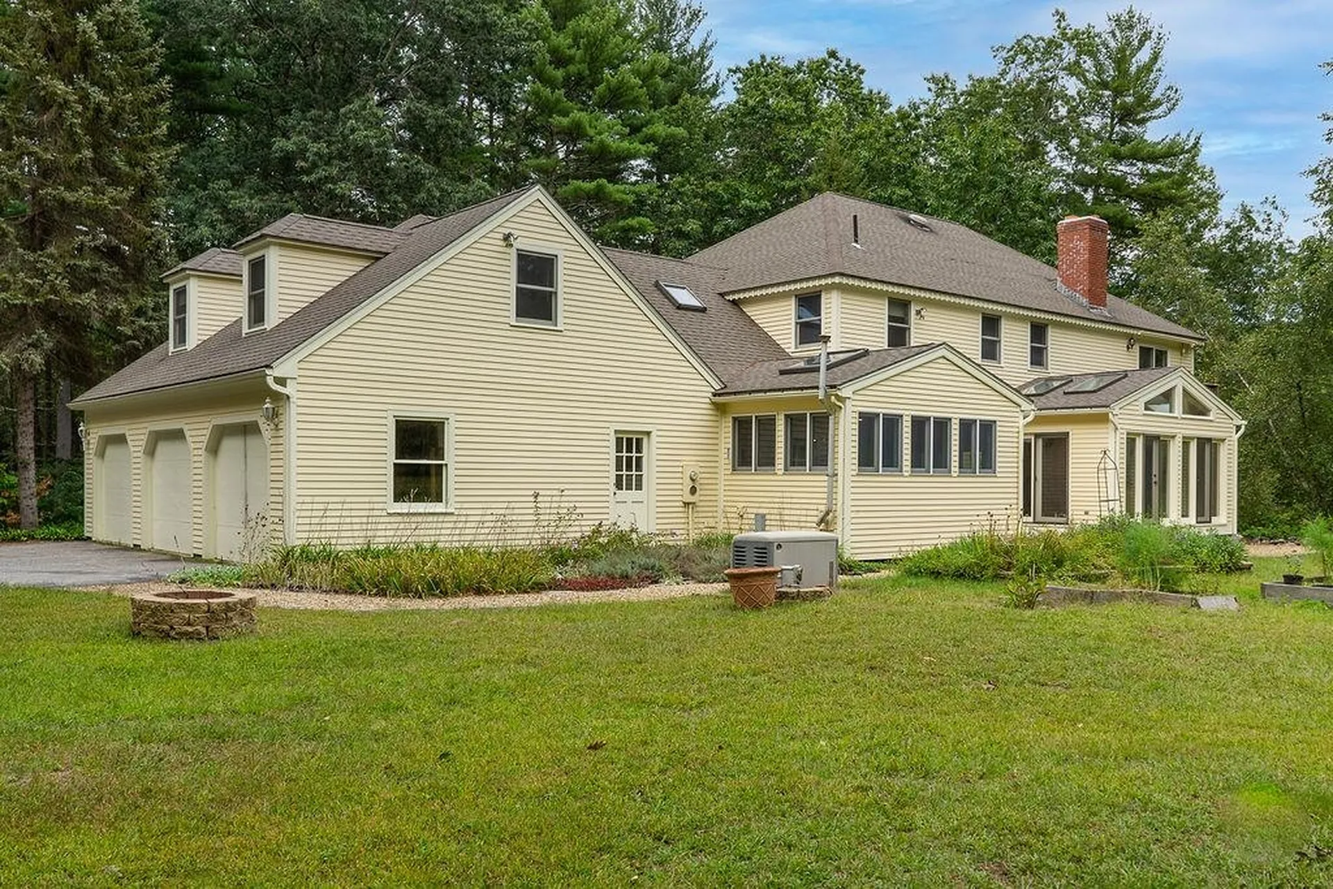 207 Wheeler Road Hollis NH 03049