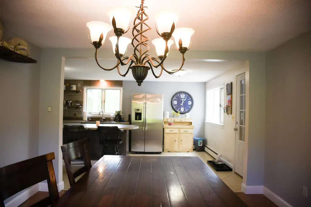 86 Horse Corner Road Chichester NH 03258