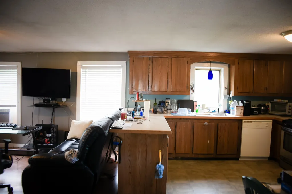 86 Horse Corner Road Chichester NH 03258