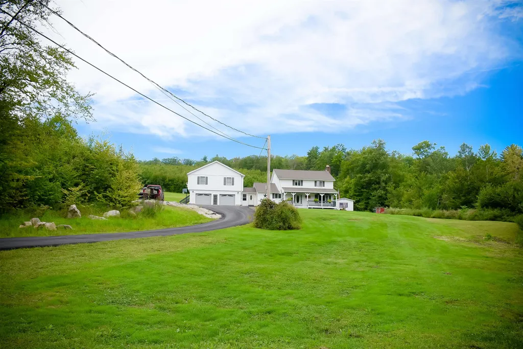 86 Horse Corner Road Chichester NH 03258