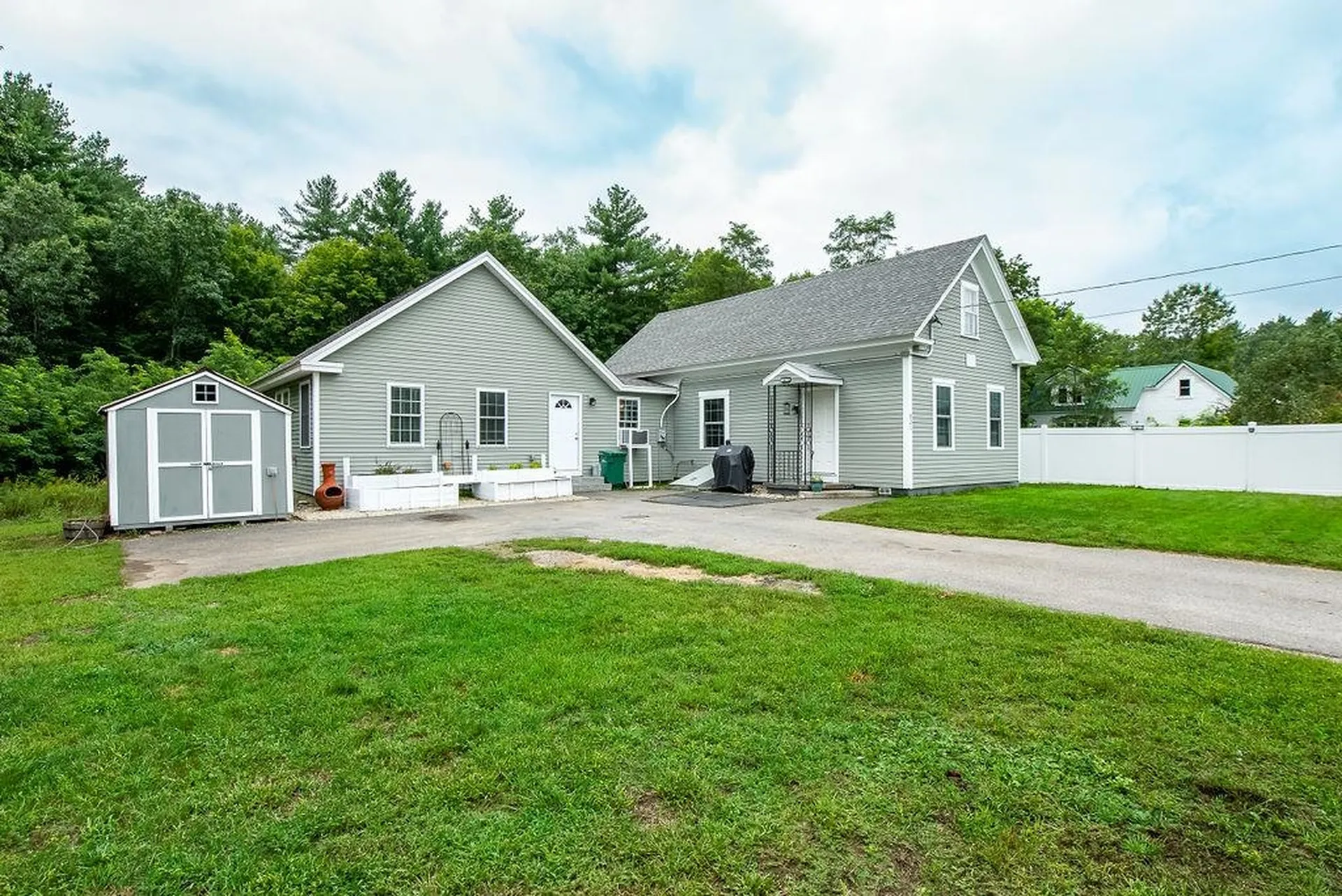 921 Main Street Fremont NH 03044
