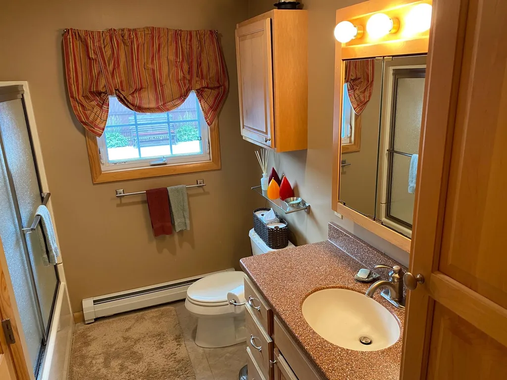 16 Peloquin Road Barre Town VT 05641