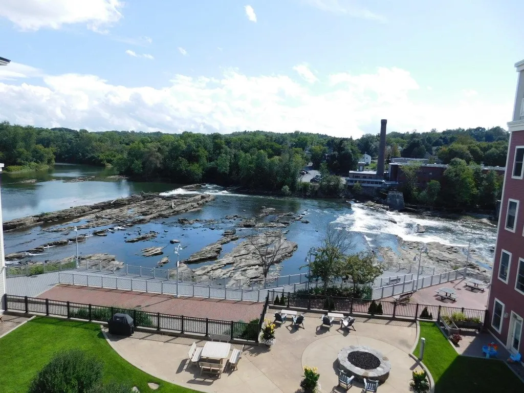 60 Winooski Falls Way Winooski VT 05404