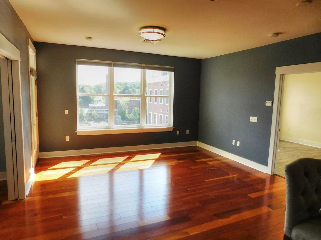 60 Winooski Falls Way Winooski VT 05404