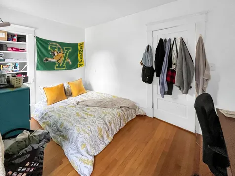 52 Isham Street Burlington VT 05401