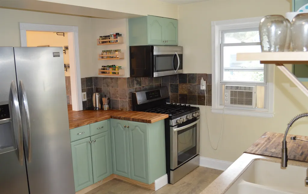 35 Algird Street Burlington VT 05408