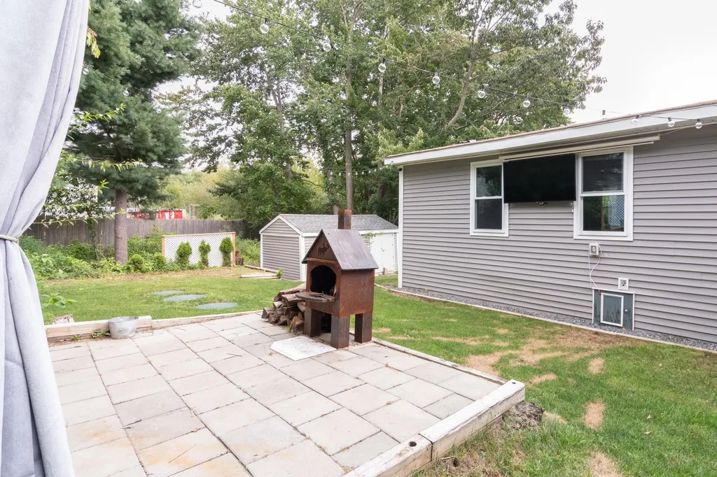 26 Sandpiper Path North Hampton NH 03862