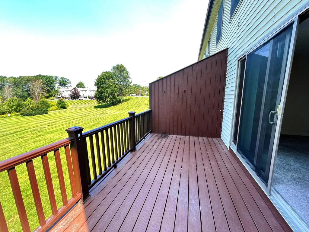 419 Ledgeview Drive Rochester NH 03839