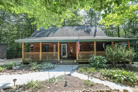 5 Sapwood Avenue Gilmanton NH 03237