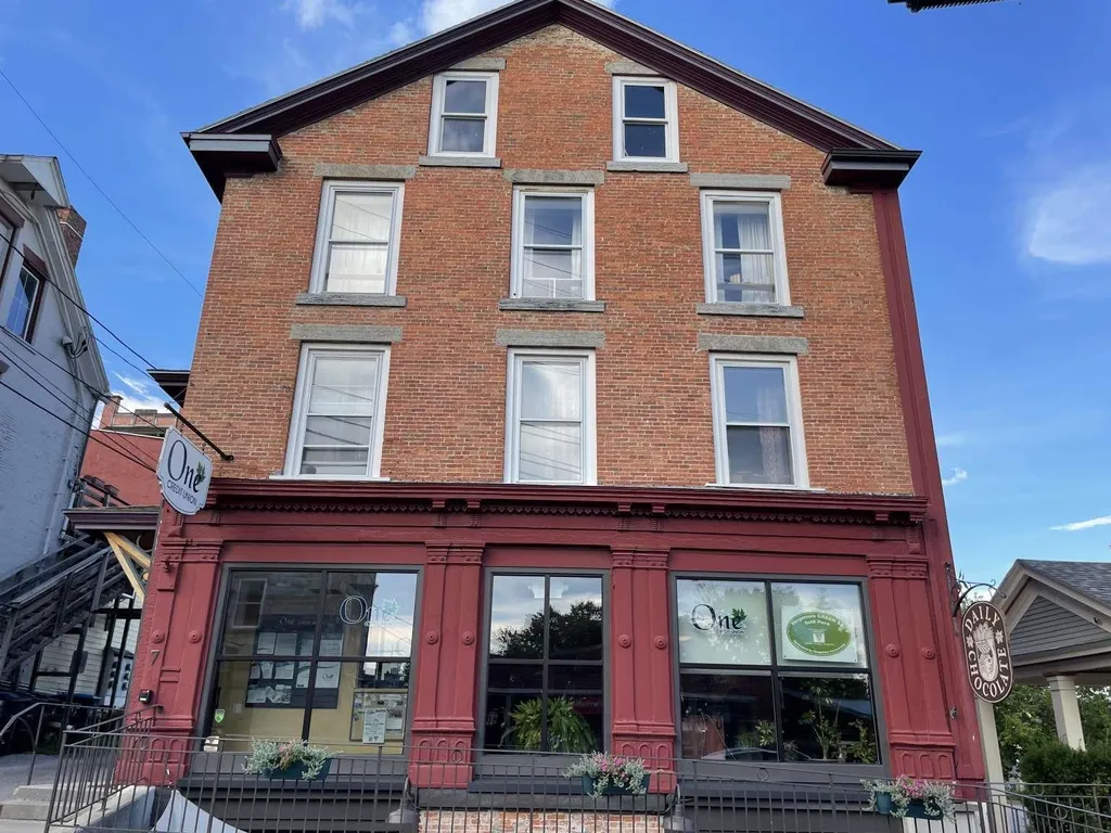 7 Green Street Vergennes VT 05491