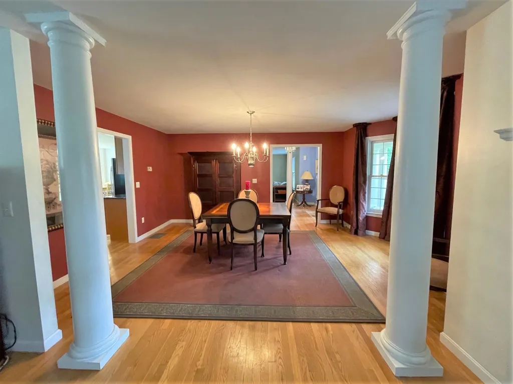 9 Blackford Drive Exeter NH 03833