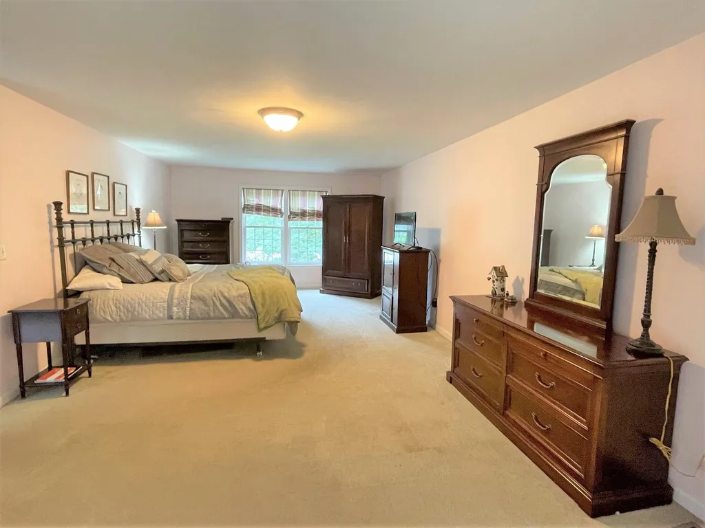 9 Blackford Drive Exeter NH 03833