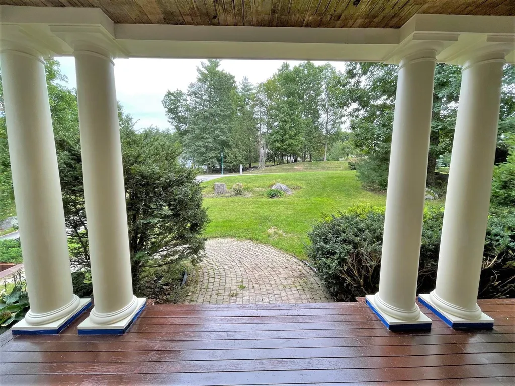 9 Blackford Drive Exeter NH 03833