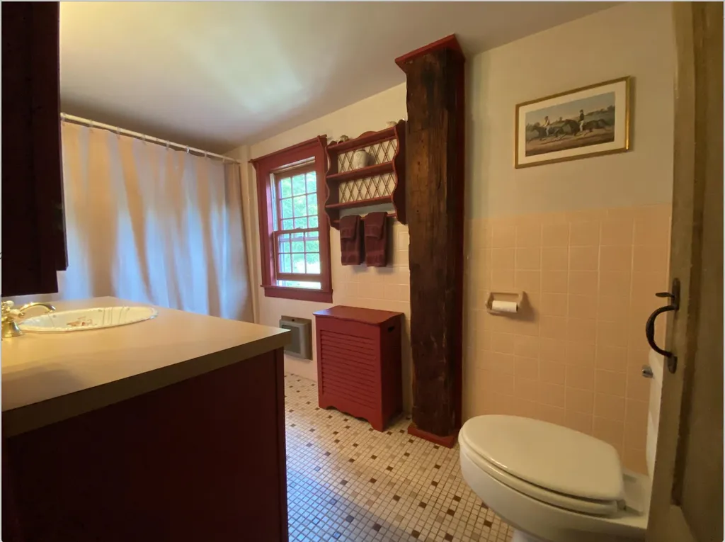 154 Straits Road New Hampton NH 03256