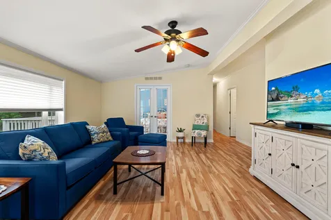 36 Holly Circle North Hampton NH 03862