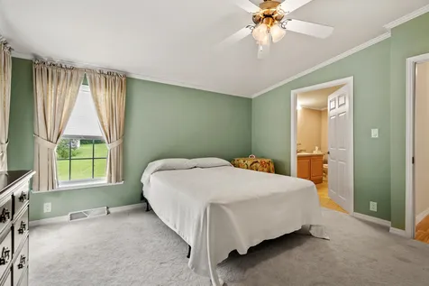 36 Holly Circle North Hampton NH 03862