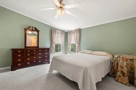 36 Holly Circle North Hampton NH 03862