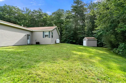 36 Holly Circle North Hampton NH 03862