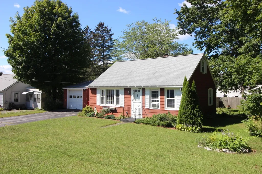 12 B Street Hudson NH 03051