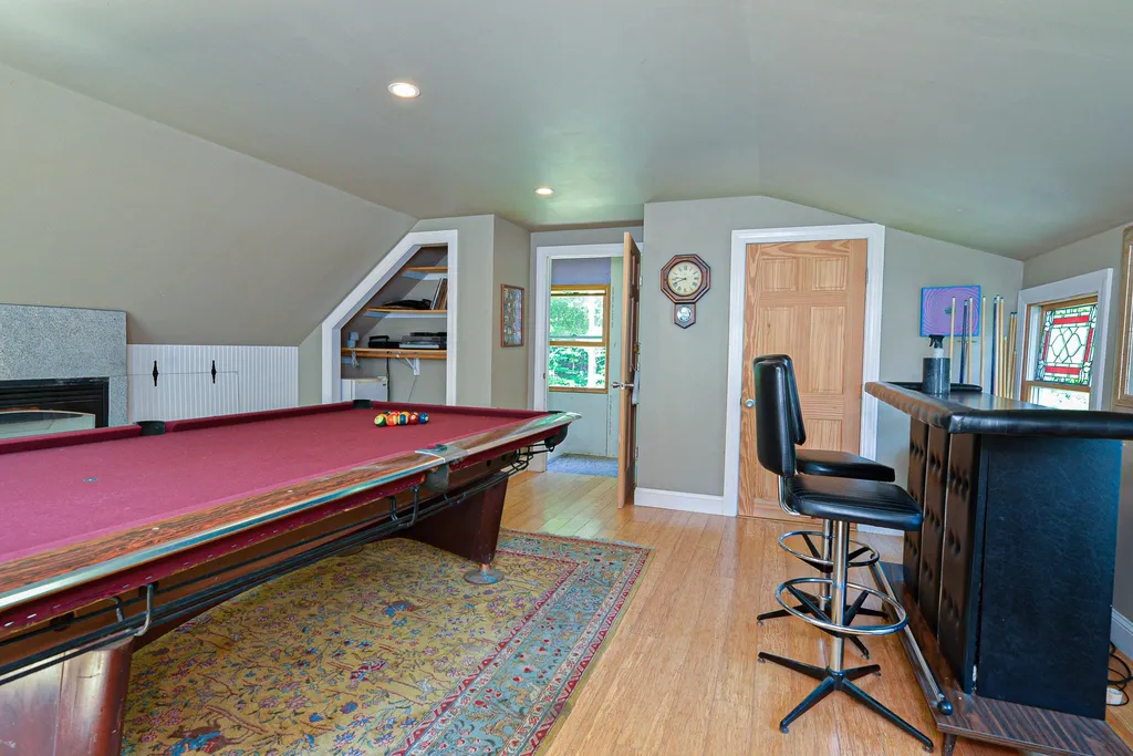 31 Farm Road Kingston NH 03848