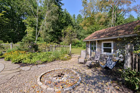 31 Farm Road Kingston NH 03848
