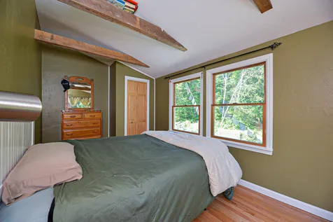 31 Farm Road Kingston NH 03848