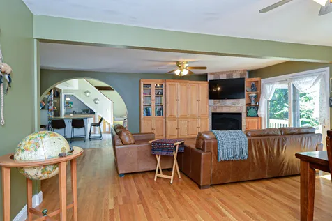 31 Farm Road Kingston NH 03848