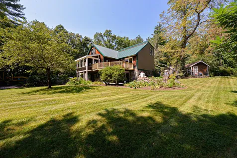 31 Farm Road Kingston NH 03848