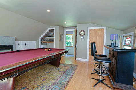 31 Farm Road Kingston NH 03848