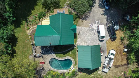 31 Farm Road Kingston NH 03848