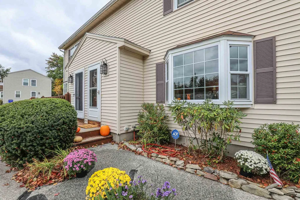 1 Shire Court Goffstown NH 03045