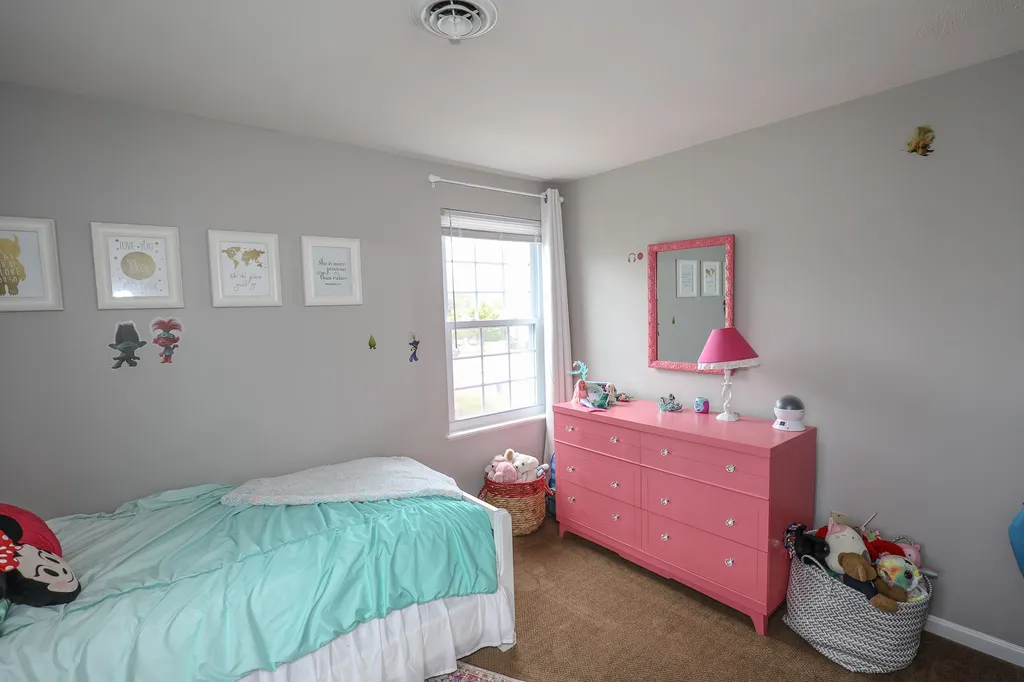 1 Shire Court Goffstown NH 03045