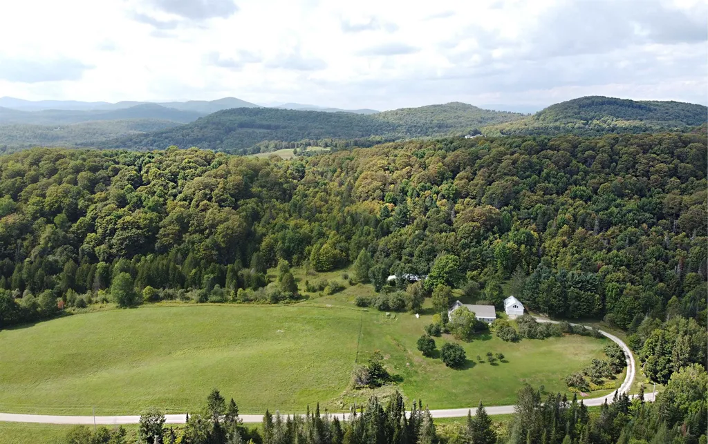851 Walbridge Road Cabot VT 05647