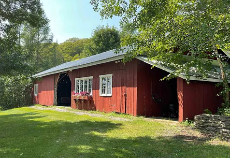 851 Walbridge Road Cabot VT 05647