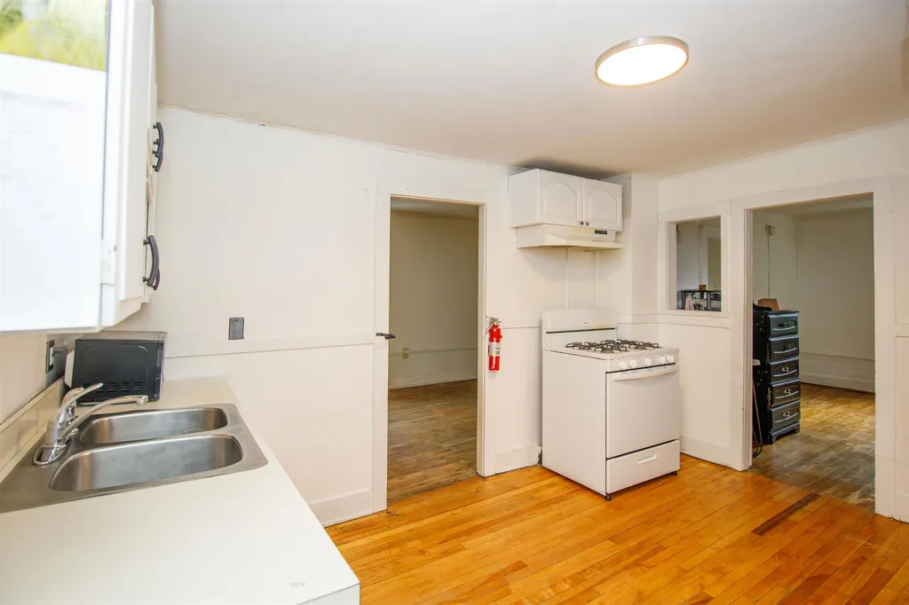 82 Mallett's Bay Avenue Winooski VT 05404