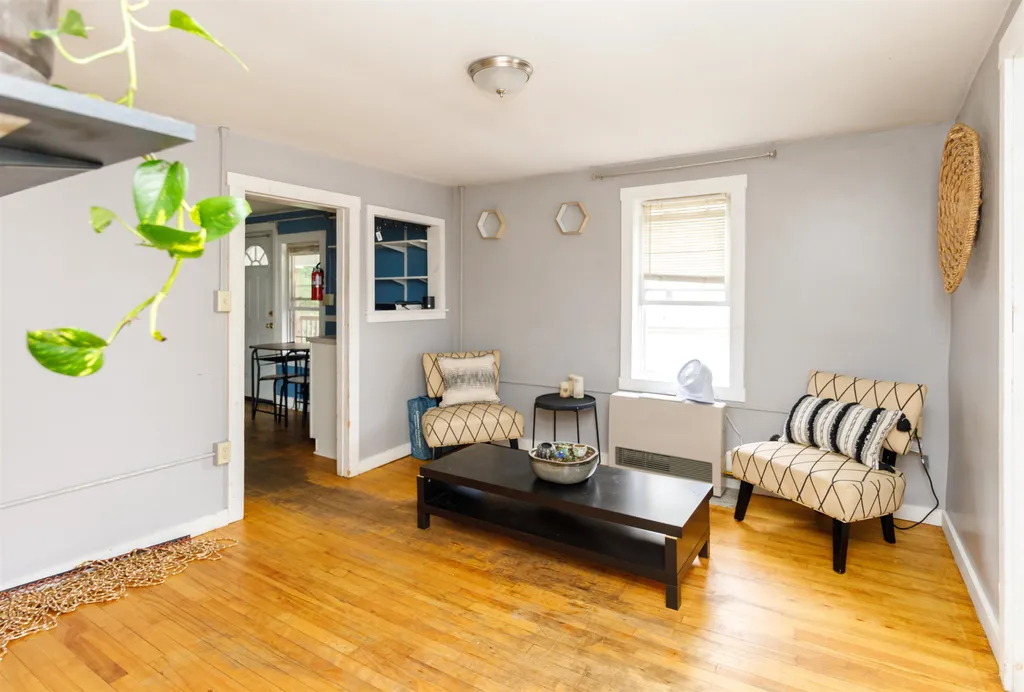 82 Mallett's Bay Avenue Winooski VT 05404