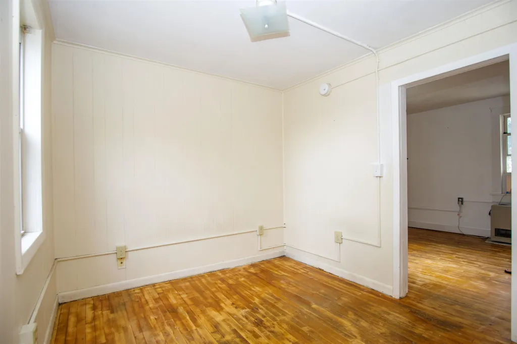82 Mallett's Bay Avenue Winooski VT 05404