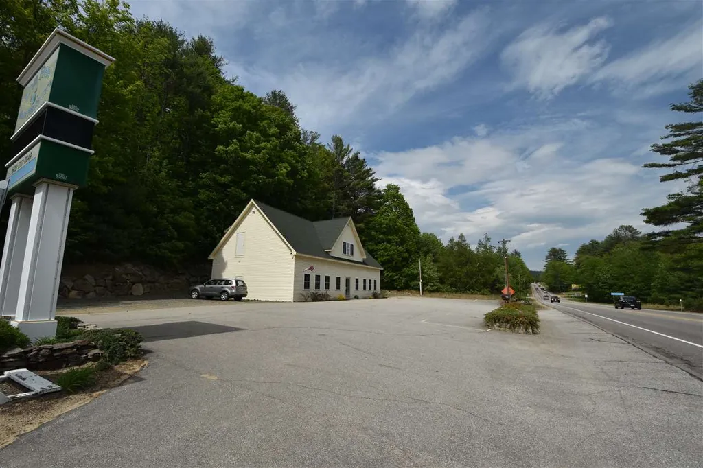 438 Nh Route 104 New Hampton NH 03256