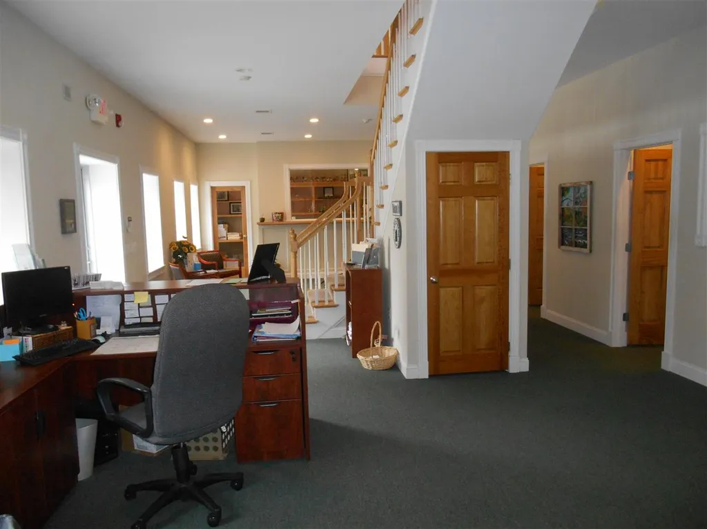 438 Nh Route 104 New Hampton NH 03256