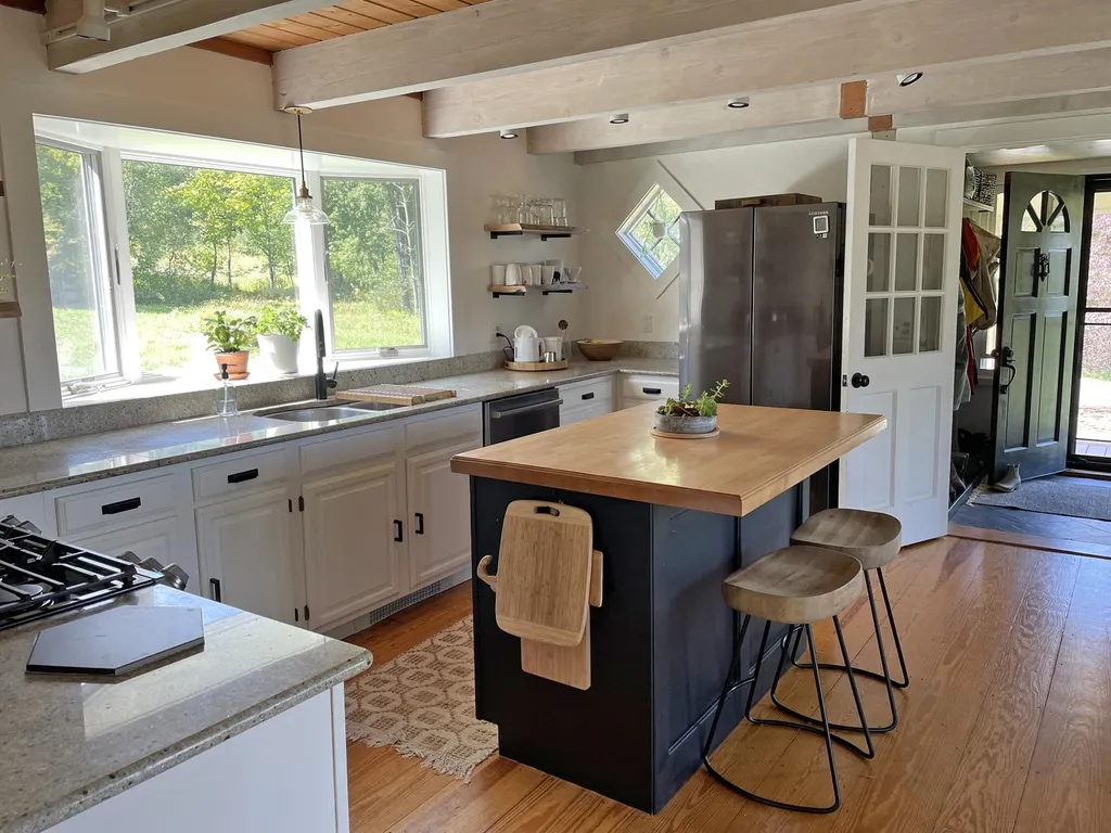 1541 Tucker Hill Road Fayston VT 05673