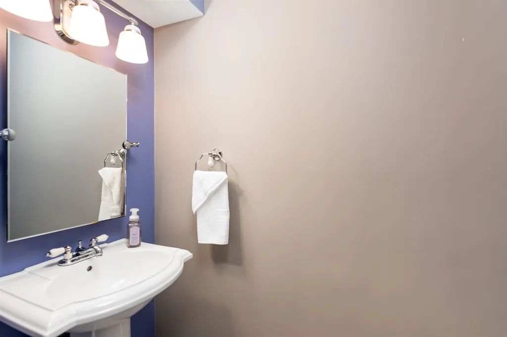 8 Hideaway Lane Williston VT 05495