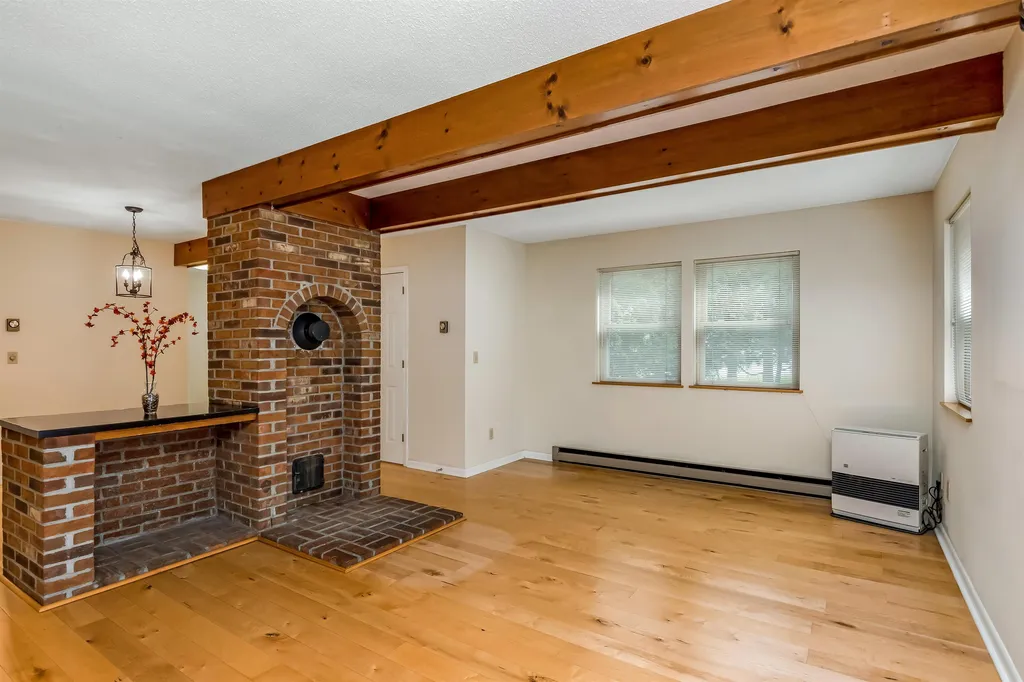 8 Hideaway Lane Williston VT 05495